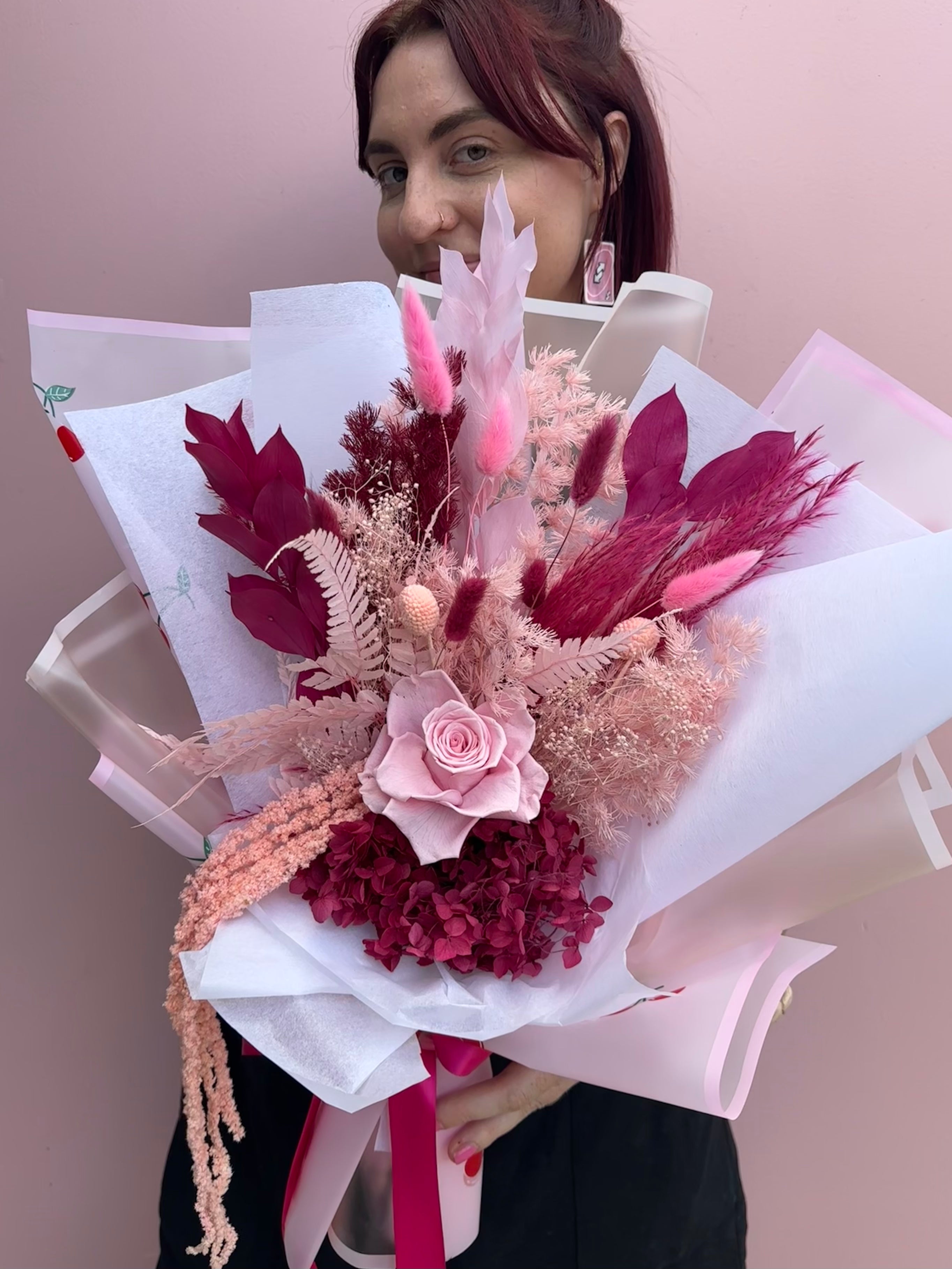Roxy 2.0 💓 - Dried + Preserved Gift Bouquet