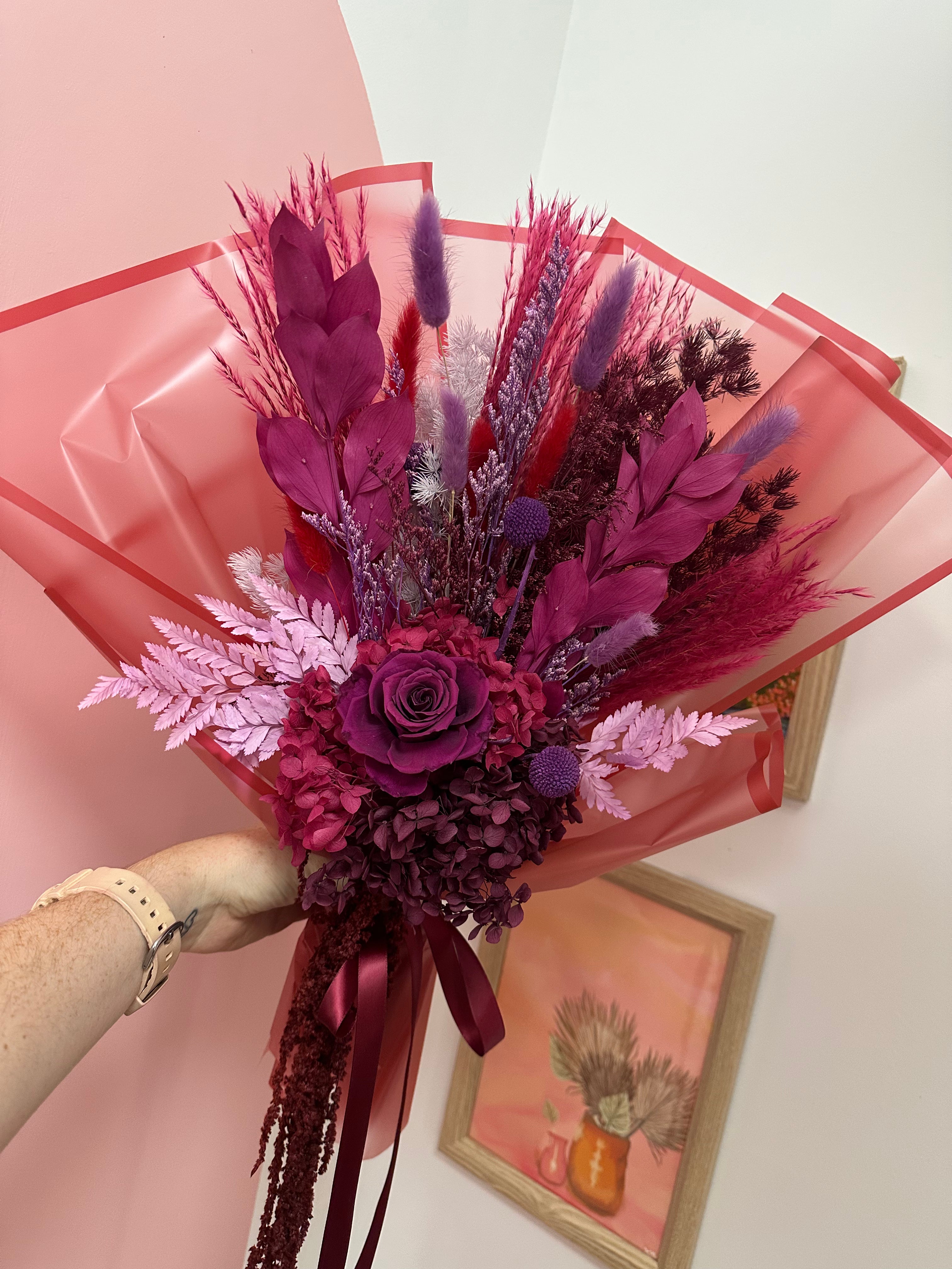 Merlot 🍇 - Dried + Preserved Wrapped Gift Bouquet
